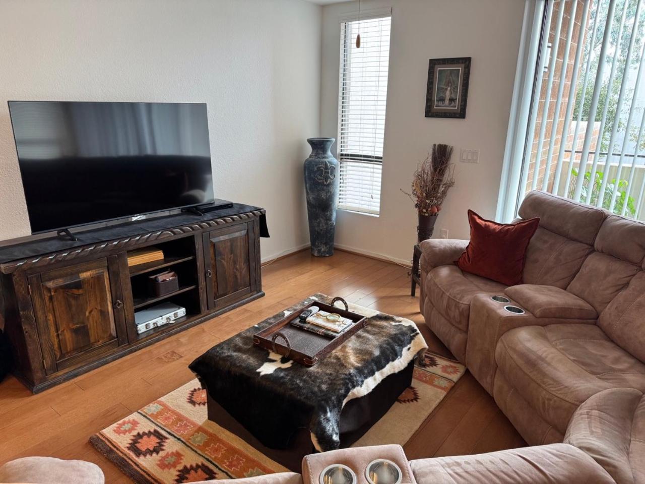 Step Out To Historic Old Town Scottsdale 2 King/2Bath W/Pool Apartment Ngoại thất bức ảnh